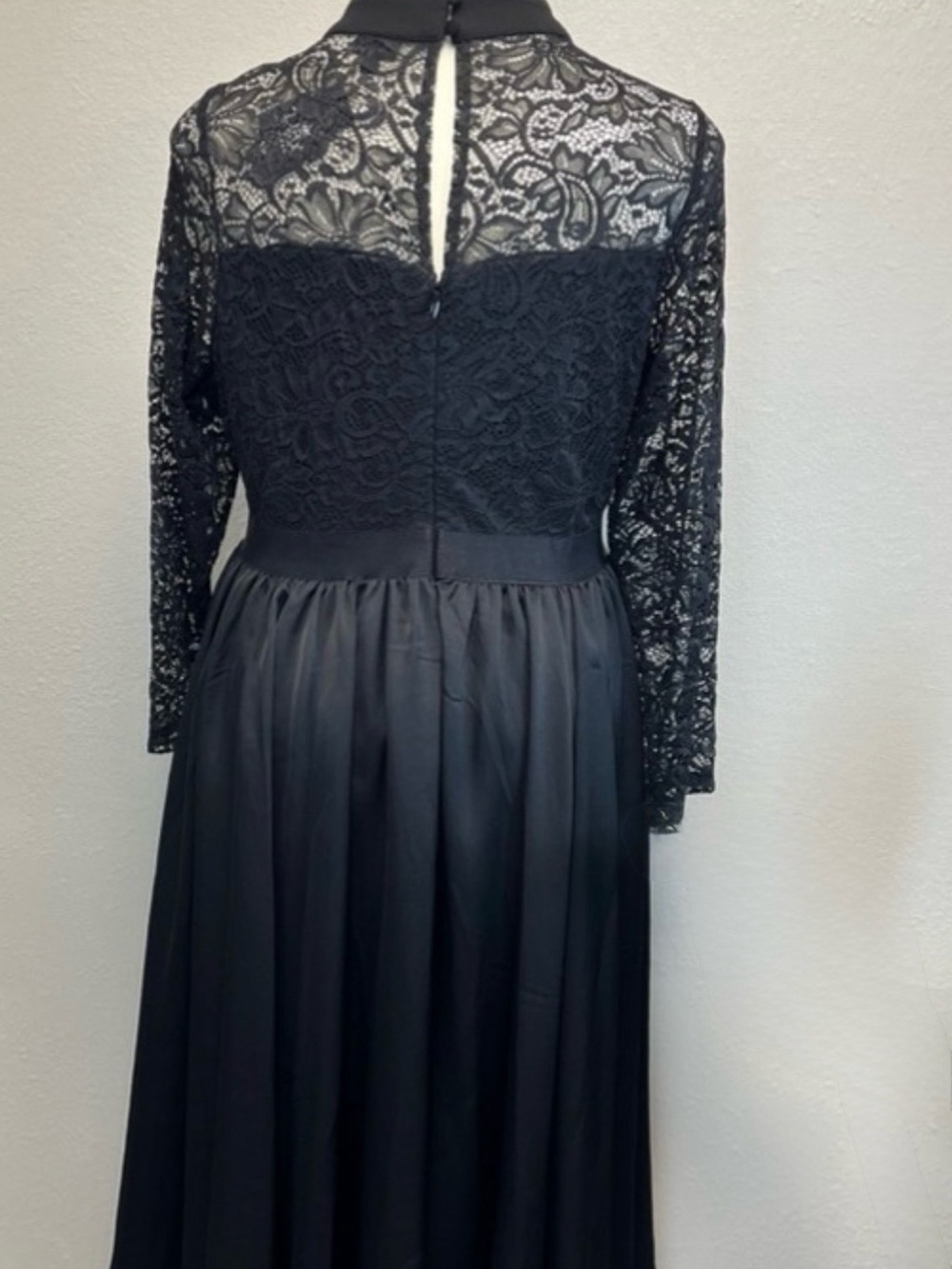 Torrid Black Lace & Satin Long Sleeve Maxi Dress - Picture 3 of 6